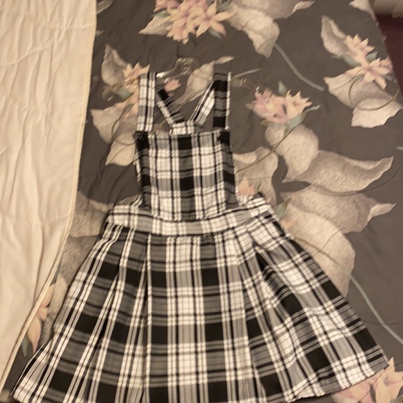 Black and White Overall Dress - Picture 2 of 2
